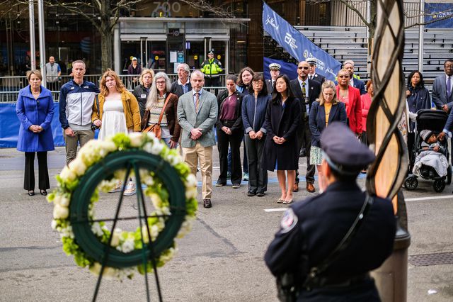 ABD'de Boston Maratonu Bombalı Saldırısında Ölenler Anıldı