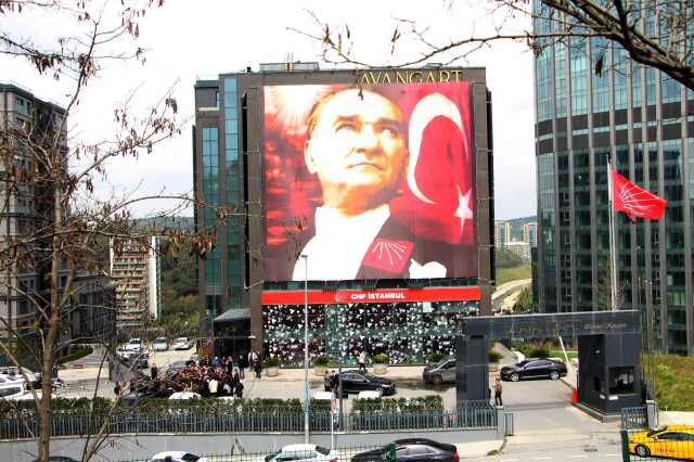CHP İstanbul İl Başkanlığı civarında ateş açılmasına ilişkin firari şüpheli yakalandı