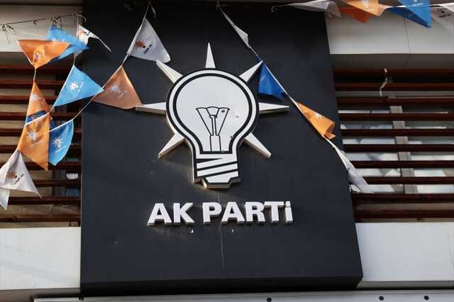 AK Partili Çelik'ten silahlı saldırıya ilişkin ilk açıklama: Doğrudan hedef alarak bu eylemi gerçekleştirmiş