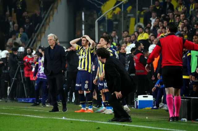 Fenerbahçe'de yıkım! Süper Lig tarihinde benzerini yaşamadılar