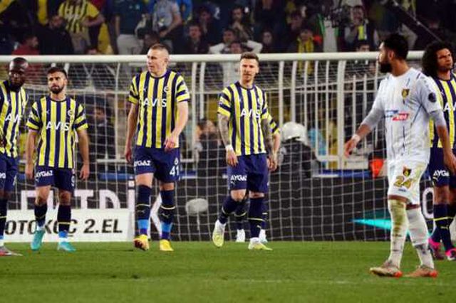 Fenerbahçe'de yıkım! Süper Lig tarihinde benzerini yaşamadılar