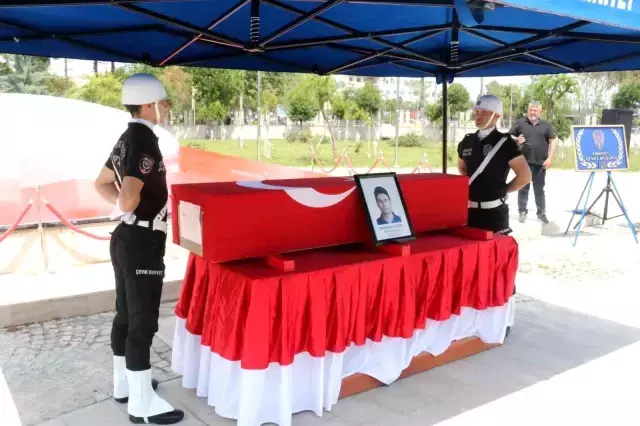 Genç polis memuruna en acı veda! Hamile eşi ayakta duramadı, babasının sözleri yürek yaktı