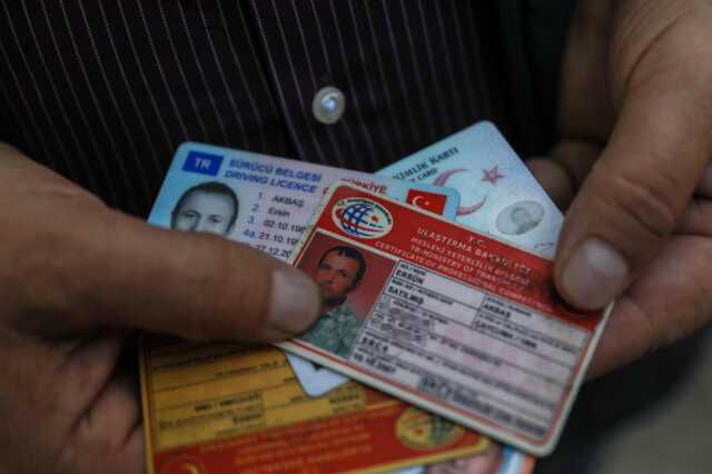 5 farklı isim nedeniyle 2 kez askere çağrıldı, cezaevine girdi! Şimdi emekli olabilmek için mücadele ediyor