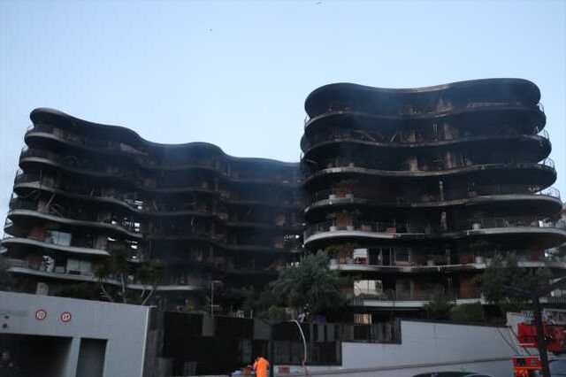 İzmir Narlıdere'deki site yangınının acı yüzü gün aydınlanınca ortaya çıktı