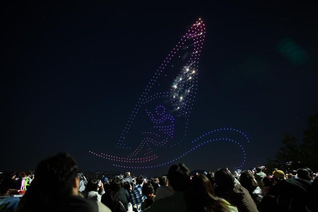 2023 Seul Festivali'ndeki Drone'lu Işık Gösterisi İzleyenleri Büyüledi