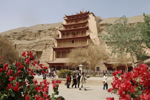 Çin'de Mogao Mağaraları'ndaki Kültürel Eserlerin Korunmasında Dijital Teknoloji Kullanılıyor