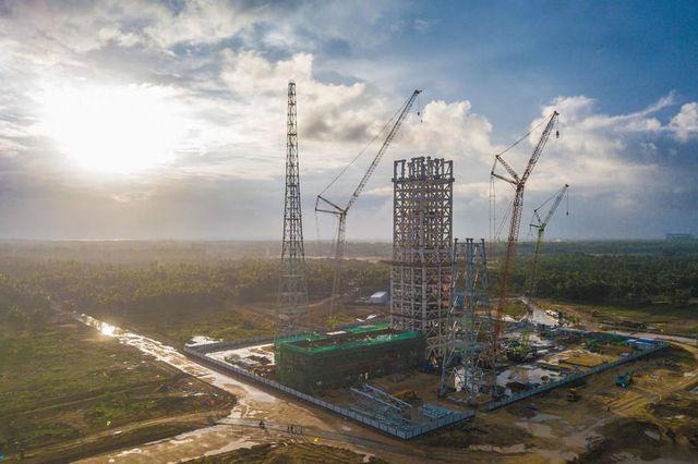 Çin'in Hainan Eyaletindeki Ticari Uzay Aracı Fırlatma Sahasının İnşaatı Sürüyor
