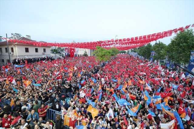Cumhurbaşkanı Erdoğan'dan 28 Mayıs mesajı: Asıl rakibimiz CHP değil rehavettir
