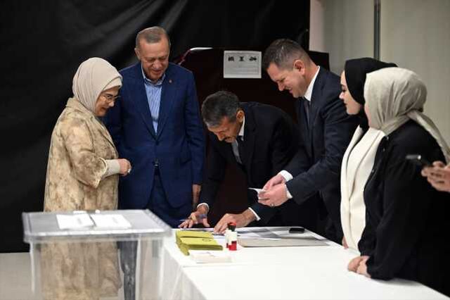 Son Dakika! Oyunu İstanbul'da kullanan Cumhurbaşkanı Erdoğan: Oylama çok seri bir şekilde bitecektir