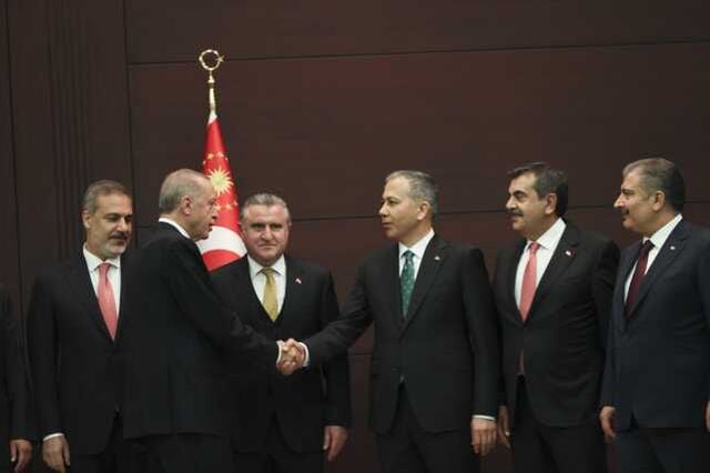 Süleyman Soylu dönemi sona erdi! İstanbul Valisi Ali Yerlikaya yeni İçişleri Bakanı oldu