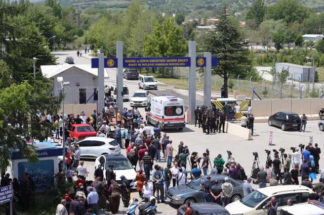 Ankara'daki Patlamada Şehit Olan İşçilerin Kimlikleri Belli Oldu