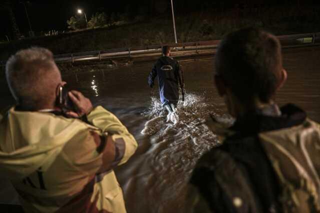 Bursa'da Sağanak Yağış ve Su Baskınları