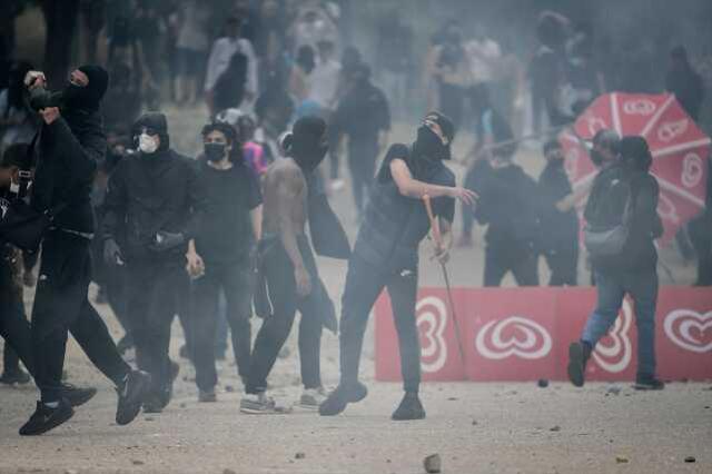 Fransa'da dijital platformlara düzenleme getiren yasa tasarısı görüşülecek