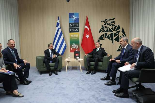 NATO Zirvesi'nde 2. gün! Cumhurbaşkanı Erdoğan liderlerle diplomatik temaslarına devam ediyor
