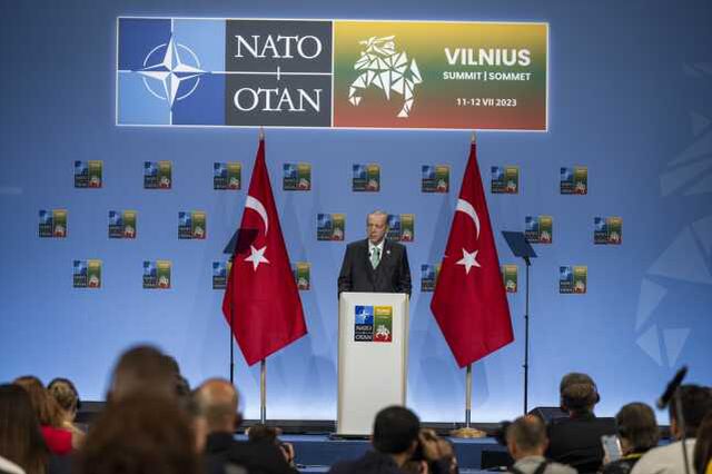 Son Dakika! Cumhurbaşkanı Erdoğan'dan NATO Zirvesi sonrası terörle mücadele çağrısı: Tüm müttefiklerimizden açık destek bekliyoruz