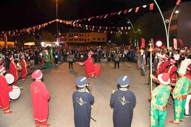 Muş Belediye Başkanı Feyat Asya: 15 Temmuz'da geleceğimize ve onurumuza sahip çıktık