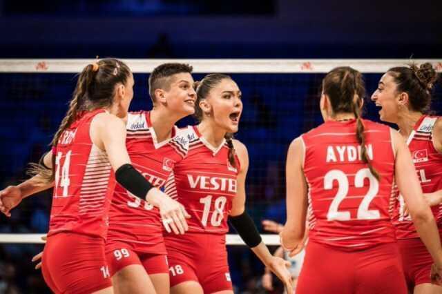 FIVB Milletler Ligi Finali'nde A Milli Kadın Voleybol Takımı, Çin'i 3-1 mağlup ederek şampiyon oldu