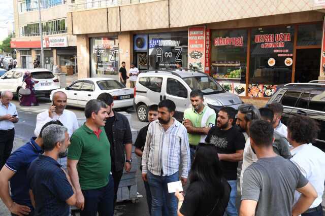Muş Belediye Başkanı Feyat Asya, yapılan hizmetleri yerinde inceledi