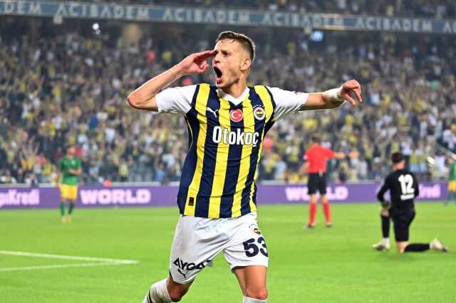 Son Dakika: UEFA Konferans Ligi 2. ön eleme turu ilk maçında Fenerbahçe, Zimbru'yu 5-0 mağlup etti