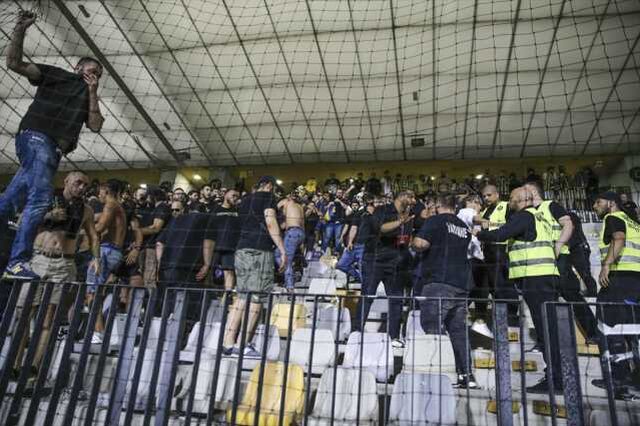 Fenerbahçe-Maribor maçında olayların fitili nasıl ateşlendi? Güvenlik kılığına girmişler