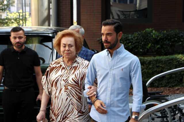 Hacı Sabancı, tekne kazası geçiren Ali Sabancı ve eşi hastanede ziyaret etti