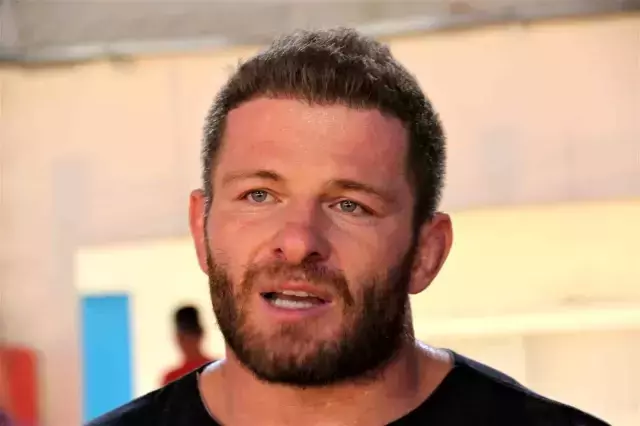 Başpehlivan İsmail Balaban, Fotoğraf Tartışmasını ve Yaşadığı Zorlukları Anlattı