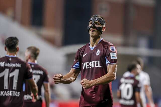 Trabzonspor, deplasmanda Kasımpaşa'yı 5-1 yendi