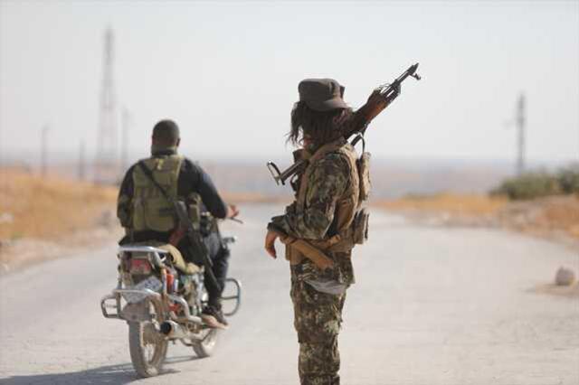 Suriye'deki Akidat Aşireti terör örgütü PKK/YPG'ye karşı ayaklandı