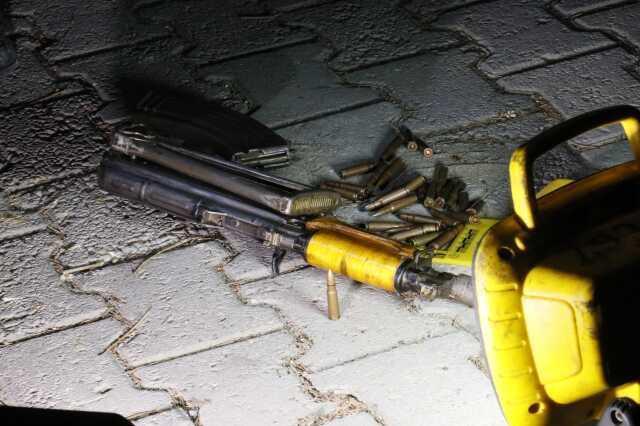 Adana'da bir işyerine kalaşnikoflu saldırı girişimi bekçiler tarafından önlendi