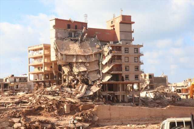 Sel sularına gömülen Libya'da '10 bin ölü sayısı' yalanlandı