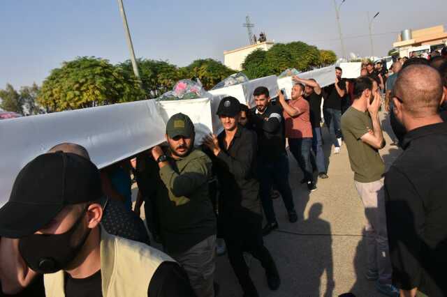 Irak'ta 113 kişinin öldüğü düğün salonu yangınında, gelin ve damat mutfak kapısından kaçarak kurtuldu