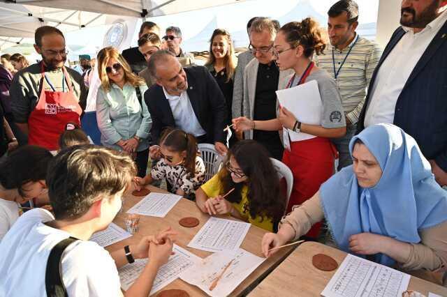 Bursa'da Arkeoloji Festivali Tarih Meraklılarını Buluşturdu