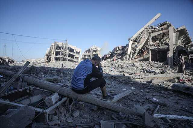 İsrail'in Gazze'ye düzenlediği saldırılarda binlerce bina yıkıldı