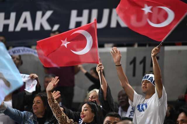 Son Dakika: CHP'de kurultay günü! İlhan Cihaner son anda genel başkanlık yarışından çekildi, işte tüm detaylar