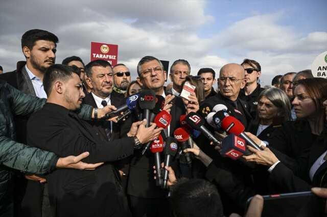 Özgür Özel'in 'meşruiyet' sözlerine AK Parti Sözcüsü Çelik'ten tepki: CHP'de ne değişirse değişsin Yassıada zihniyeti değişmiyor