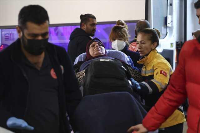 61 Gazzeli hasta daha tedavi için Türkiye'ye getirildi