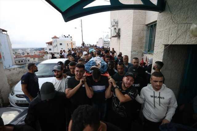 İsrail savaş uçakları Gazze'deki bir okul ve 9 eve bomba yağdırdı! Çok sayıda ölü ve yaralı var