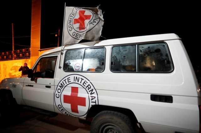 Gazze'deki geçici ateşkesin 6. gününde Hamas, 10 rehineyi serbest bıraktı