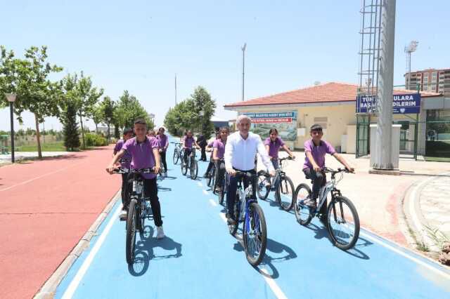 ŞAHİNBEY BELEDİYESİ'NDEN EĞİTİME 5 MİLYARLIK DEV YATIRIM