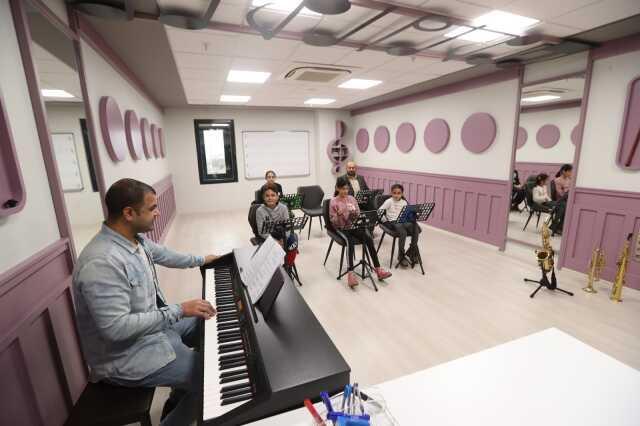 ŞAHİNBEY BELEDİYESİ'NDEN KONSERVATUVAR EĞİTİMİ