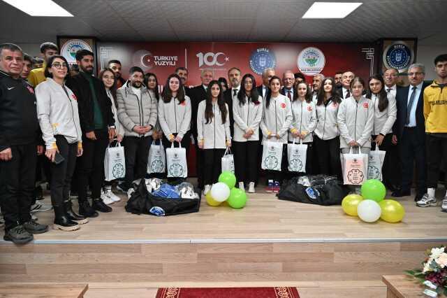 Bursa Büyükşehir Belediyesi, Muş'a Gençlik ve Eğitim Merkezi Kazandırdı