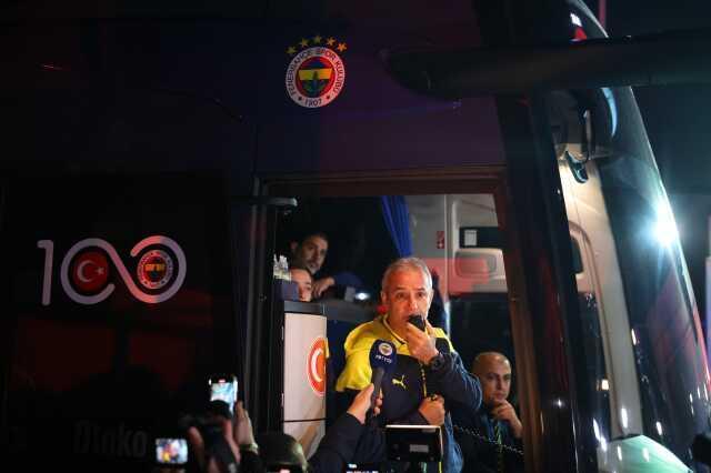 Suudi Arabistan'daki Süper Kupa finalinin iptal olmasının ardından yola çıkan Galatasaray ve Fenerbahçe yurda döndü