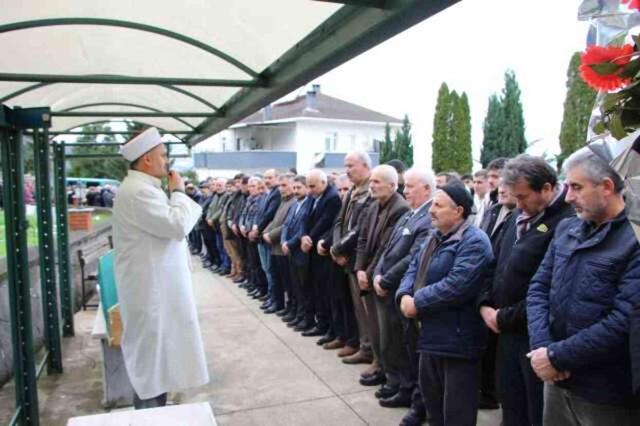 Tabanca ile intihar eden lise öğrencisi sınıf arkadaşlarından helallik istemiş