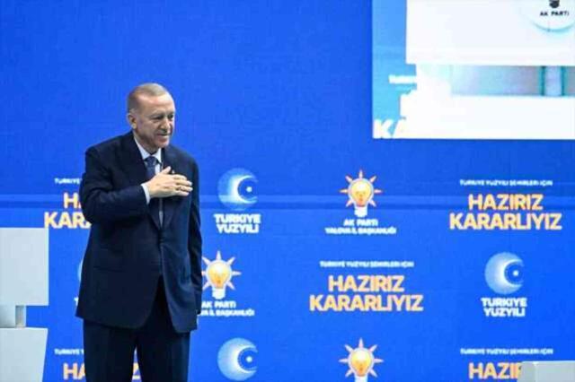 Cumhurbaşkanı Erdoğan'dan, yaşlı kadının boğazını sıkıp küfreden CHP'li isme sert tepki