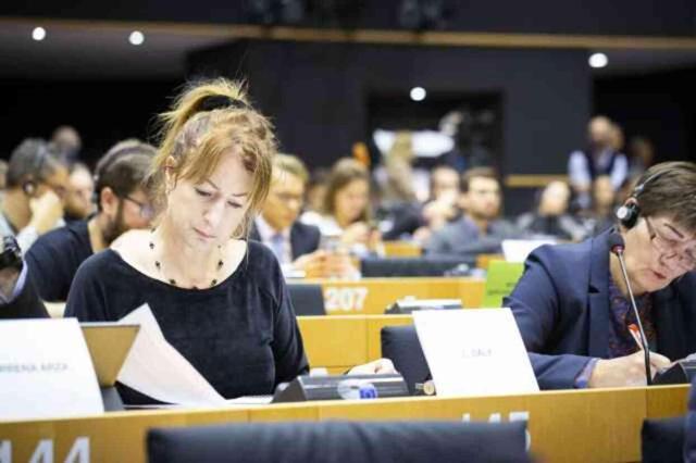 AP üyesi Clare Daly'den İsrail'i kızdıracak benzetme: Batı'nın buldog köpeği