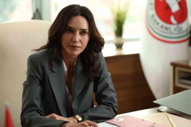 Taş Kağıt Makas Sıra Dışı Öyküsüyle Ağlatacak