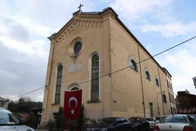 Sarıyer'deki kilise saldırısı sonrası şüphelilerin kaçtığı araç bulundu