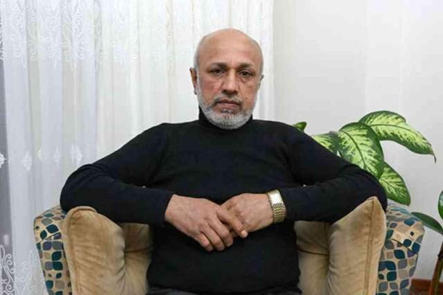 Depremde 100 yakınını kaybeden adam, 1 yıl önce durdurduğu saatini hala çalıştırmadı