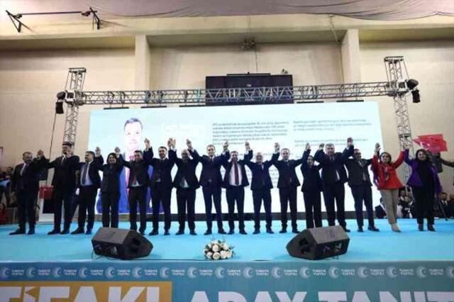 AK Parti Genel Başkan Yardımcısı Ömer Çelik: 'Haddini bildireceğiz' diyene bak biz Adana'dayız