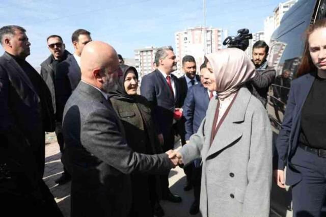 Bakan Göktaş'dan Çolakbayraktar'ın Çalışmalarına Övgü